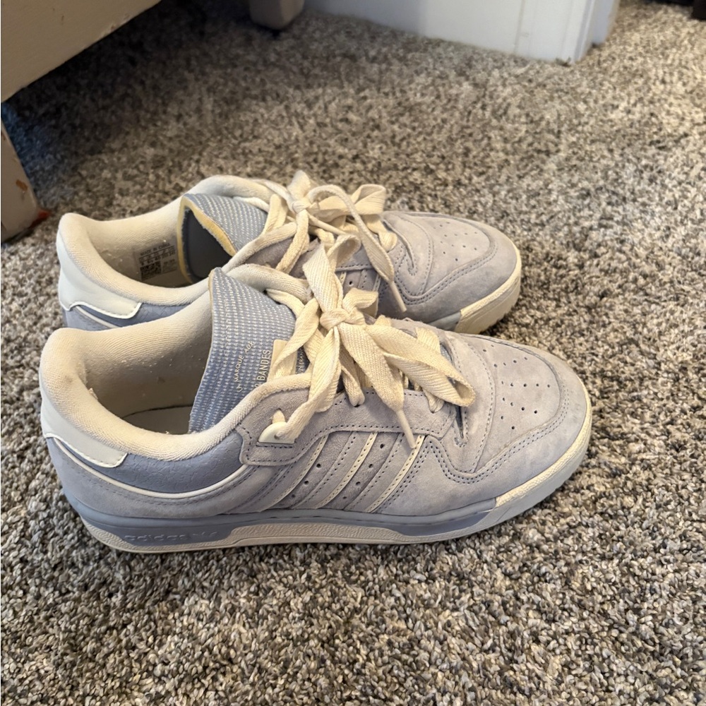 Adidas rivalry 86 sneakers